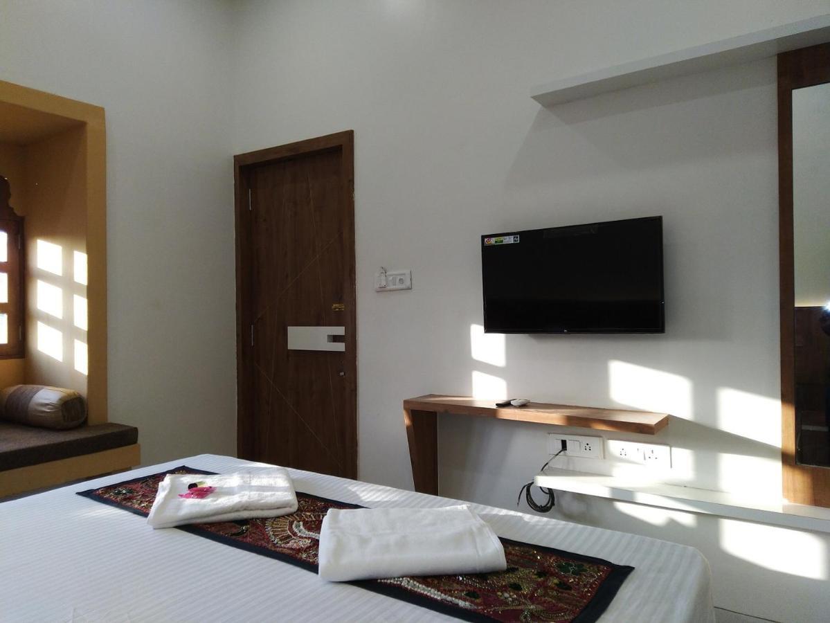 Aapni Haveli Hotel Jaisalmer Luaran gambar
